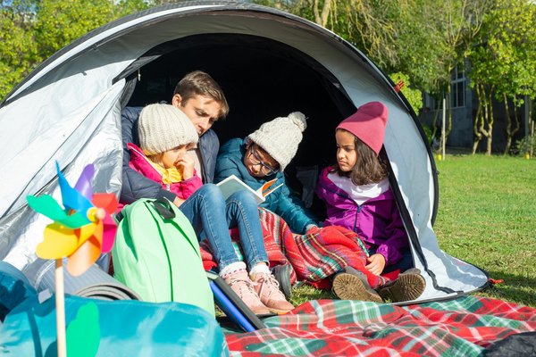 Explorez les campings écologiques : vacances responsables et nature